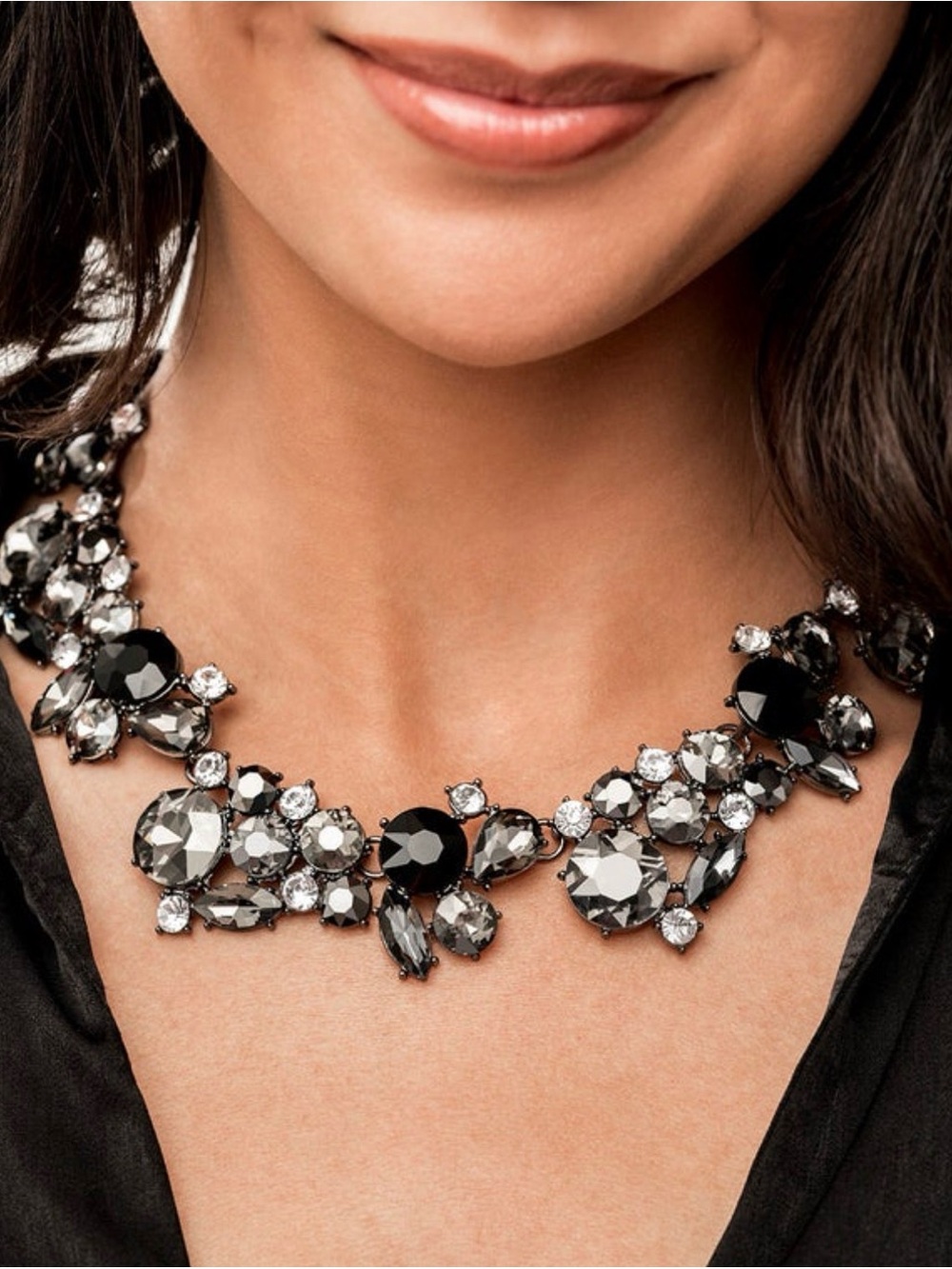 Elegant Black & Clear Crystal Statement Necklace and earrings set